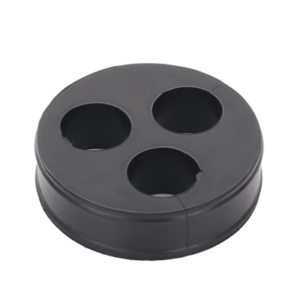 Inserto o Bota de Caucho de 4″ Con Tres Orificios para Cable de 7/8 in