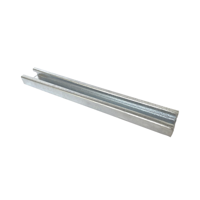 UNL4X2U30GAC p Unicanal liso 4x2, 3000 mm, con acabado Galvanizado por inmersión en caliente Unicanal liso 4x2, 3000 mm, con acabado Galvanizado por inmersión en caliente